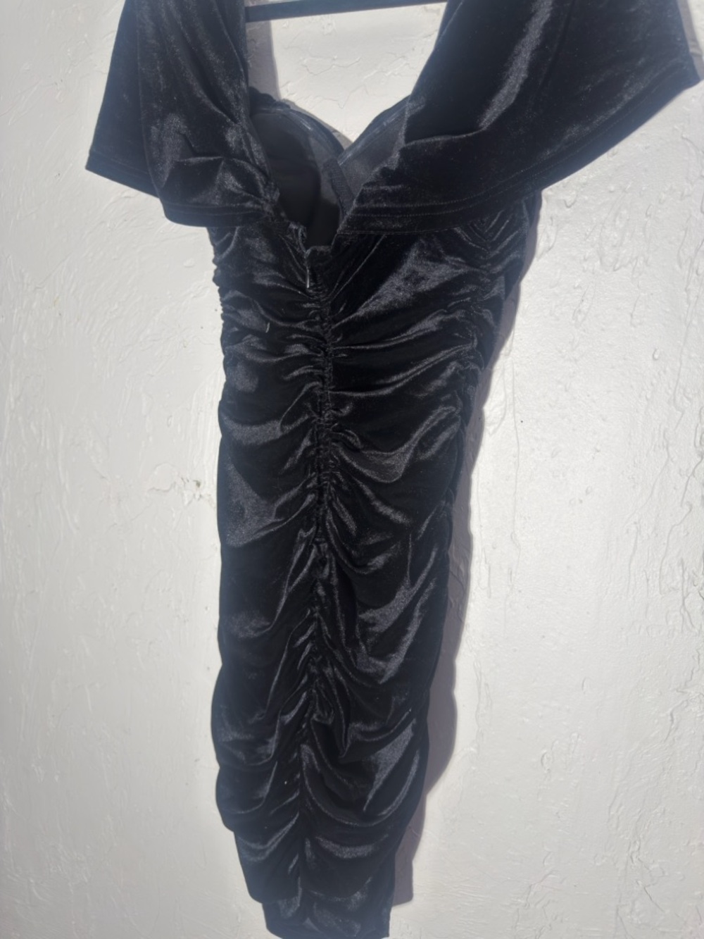 Black Velvet Ruched Bodycon Dress